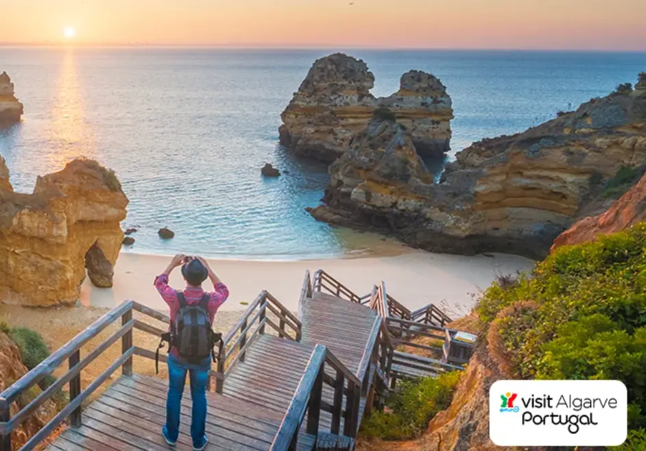 Plage et falaises de l'Algarve - Transavia